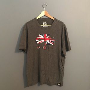 NIKE AIR I London British UK Limited Edition Tee